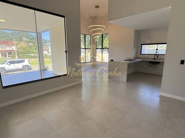 #27 - Casa para Venda em Maricá - RJ