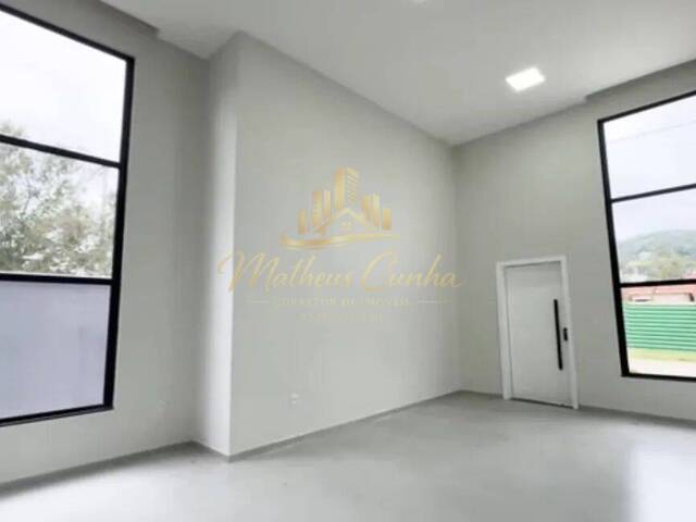 Casa para Venda em Rio de Janeiro - 4